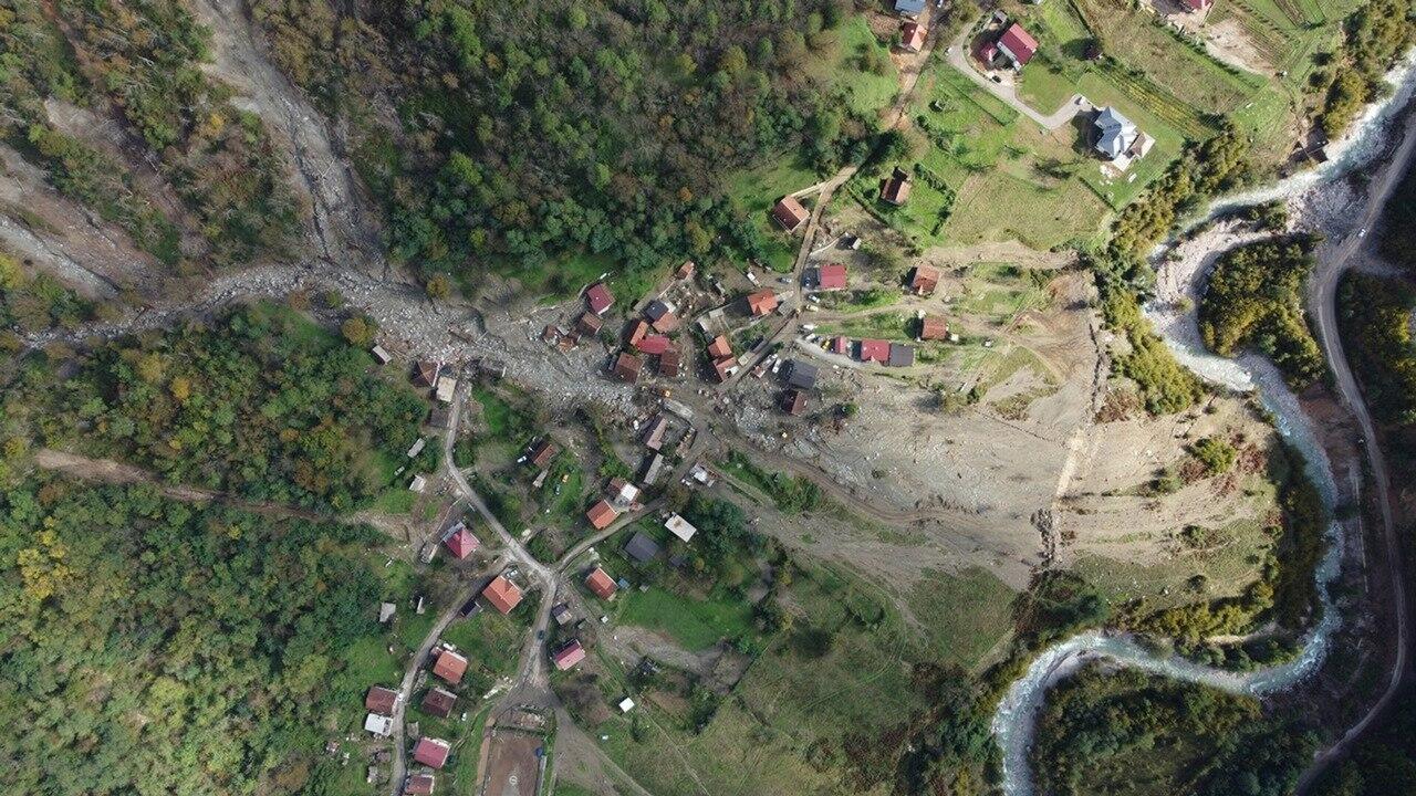 Pomozi.ba organizacija do sada donirala blizu sedam miliona maraka za poplavljena područja
