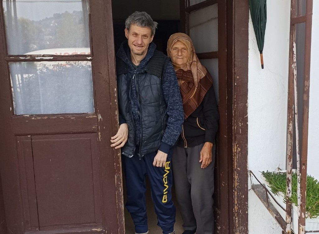 Ogrjev za porodicu Dolovčić