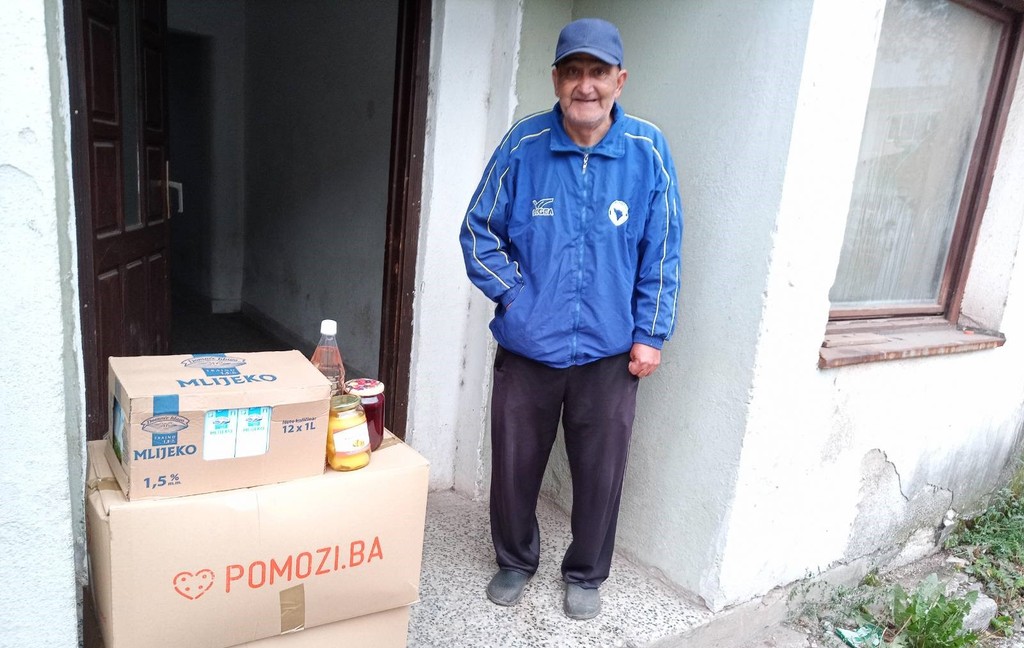 Mjesečna pomoć za porodicu Dedić