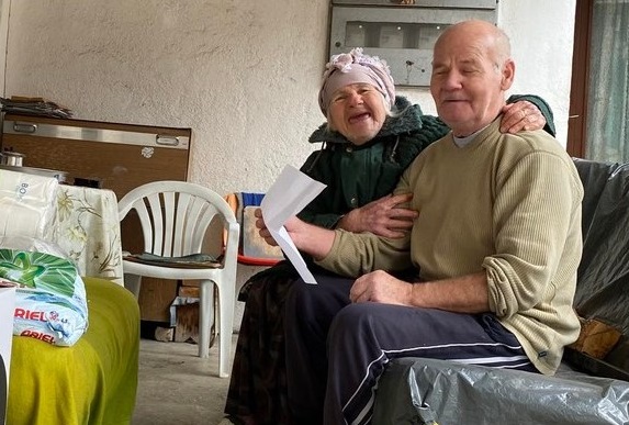 Mjesečna pomoć za porodicu Jazvin