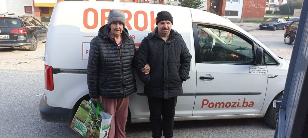 Mjesečna pomoć za porodicu Gogić