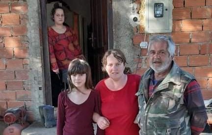 Mjesečna pomoć za porodicu Bitić