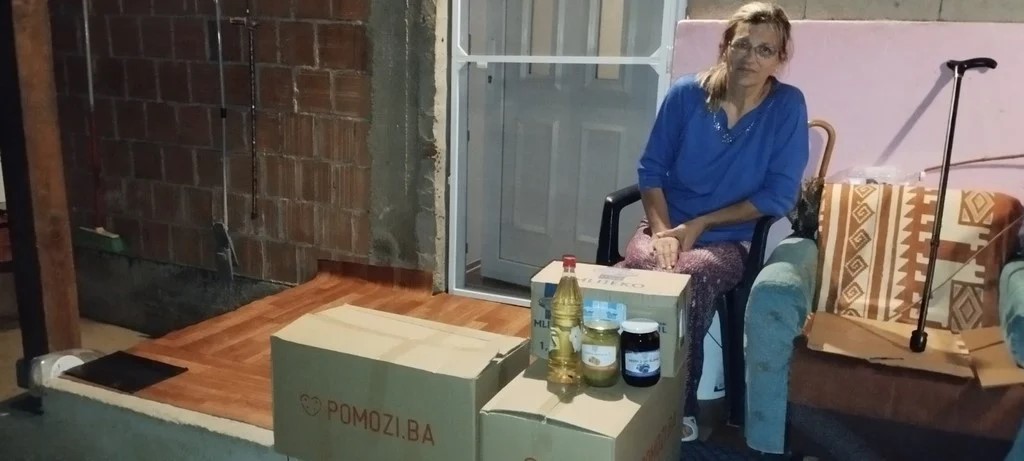 Mjesečna pomoć za porodicu Sivro