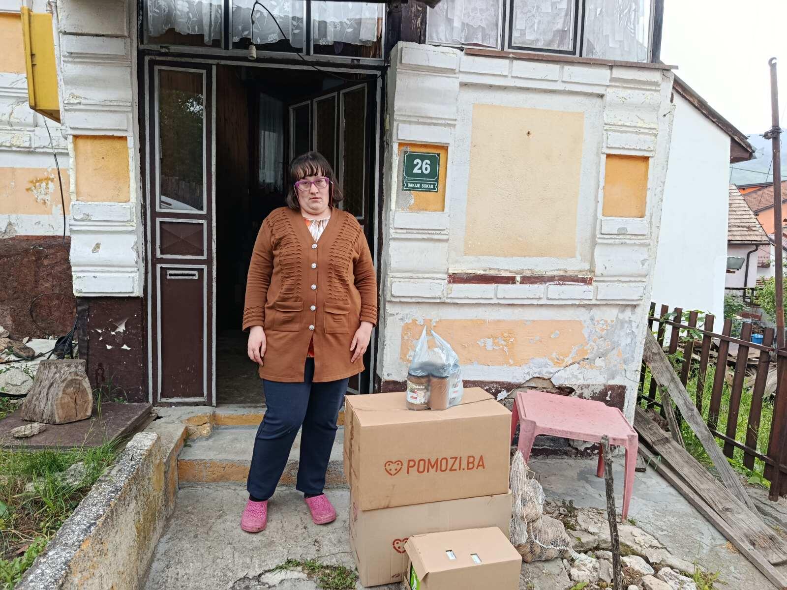 Mjesečna pomoć za Lamiju Ajnadžić