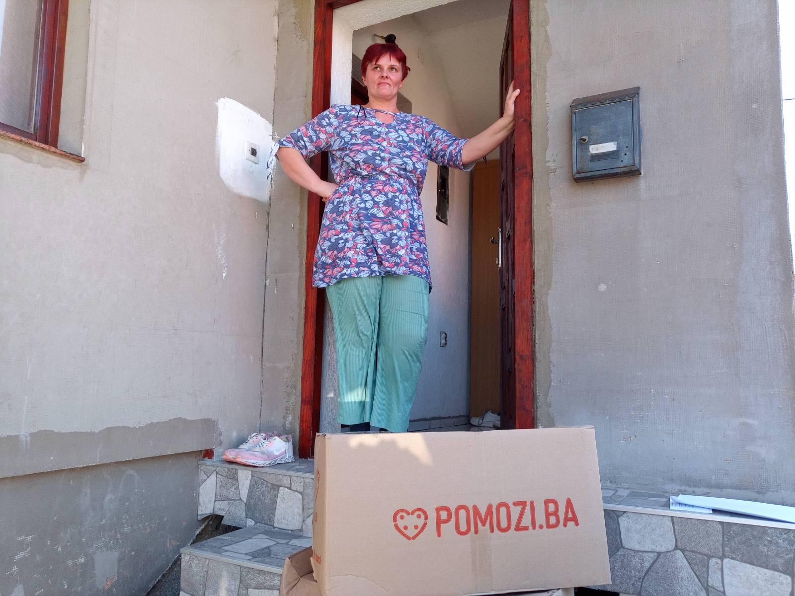 Mjesečna pomoć za Nerminu Bečić