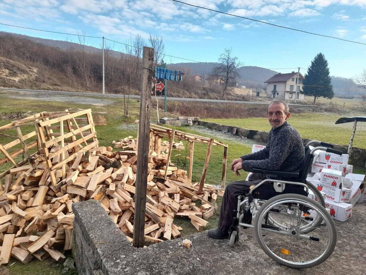 Donirali smo 1.095 metara drva i 182 tone briketa i utoplili domove 230 porodica