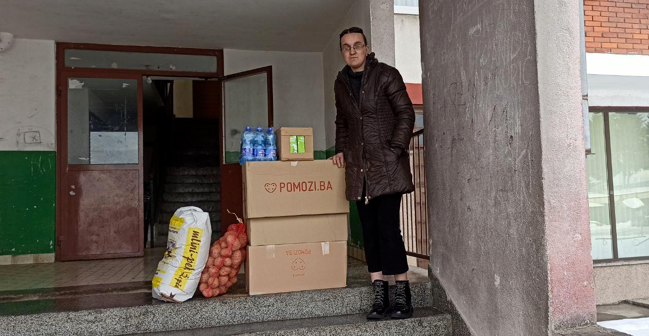 Mjesečna pomoć za Amelu Vilajet