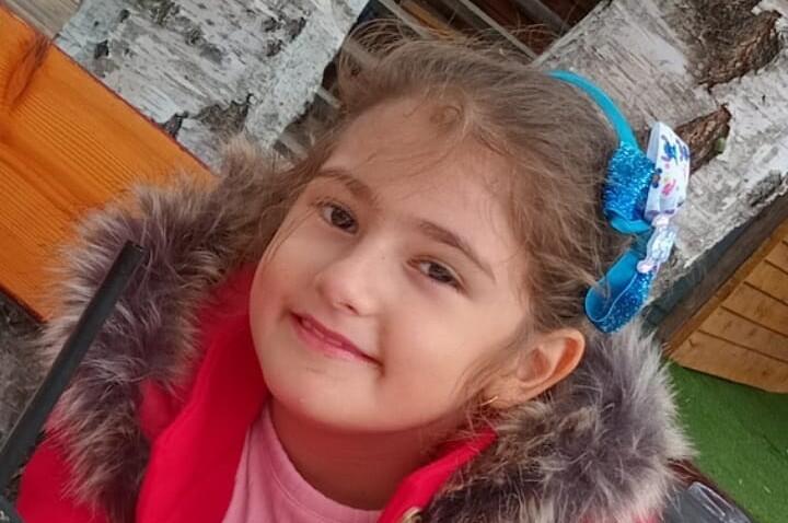 Pomozimo malenoj Viktoriji